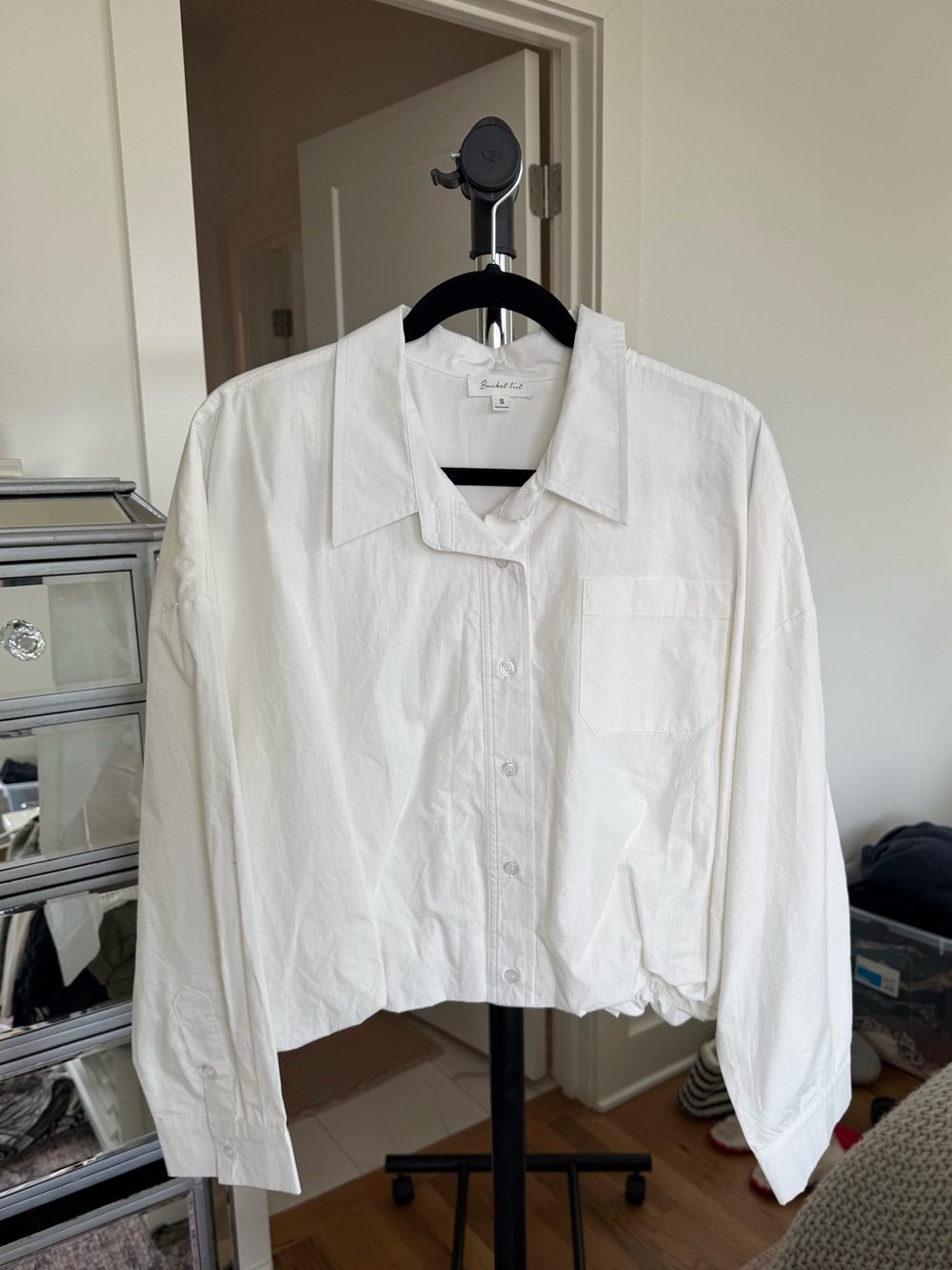 White Bubble Hem Button Down Shirt Sz S - Picture 2 of 4